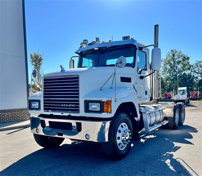 2014 Mack CHU613
