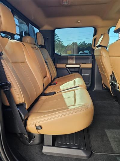 2022 Ford F-350 LARIAT CREW CAB 4X4