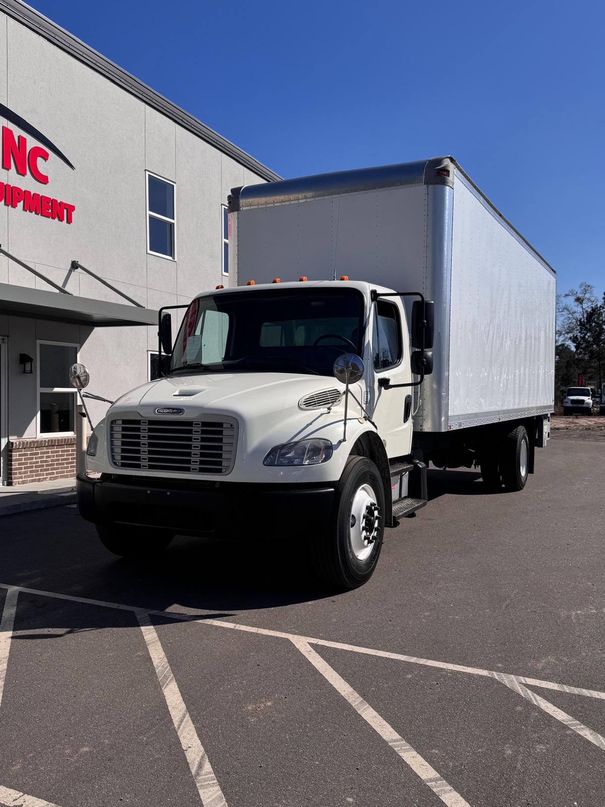 2016 Freightliner M2 106