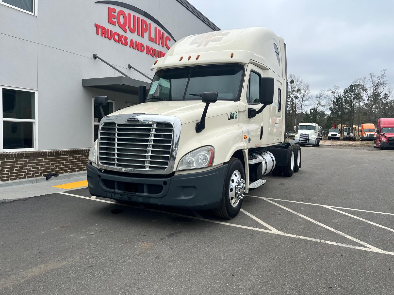 2018 Freightliner Cascadia 125