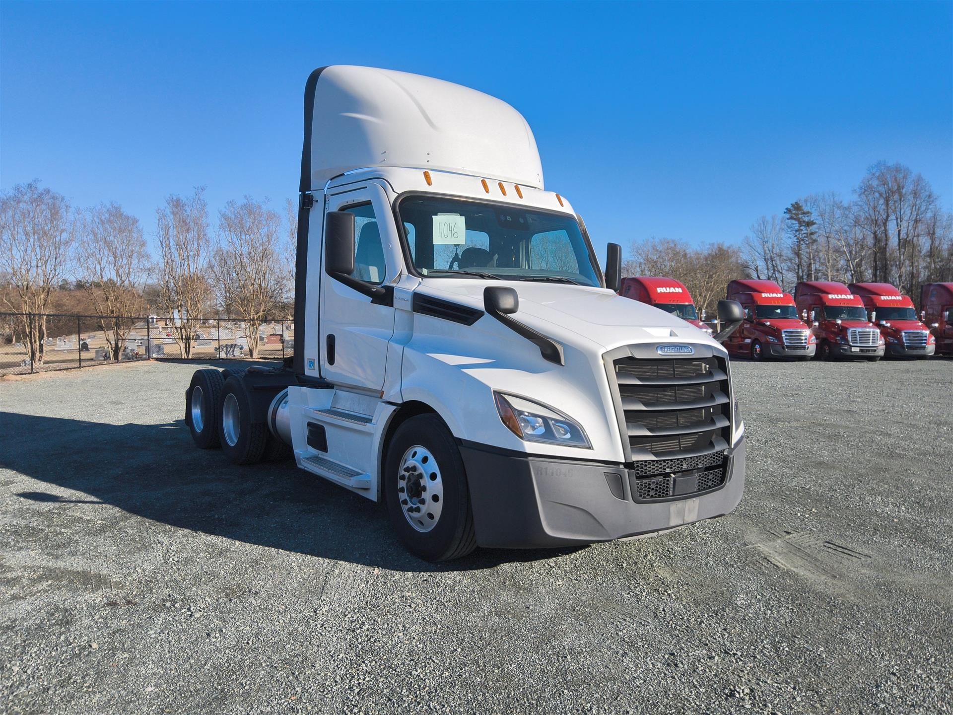 2021 Freightliner CASCADIA 126 DAY CAB 