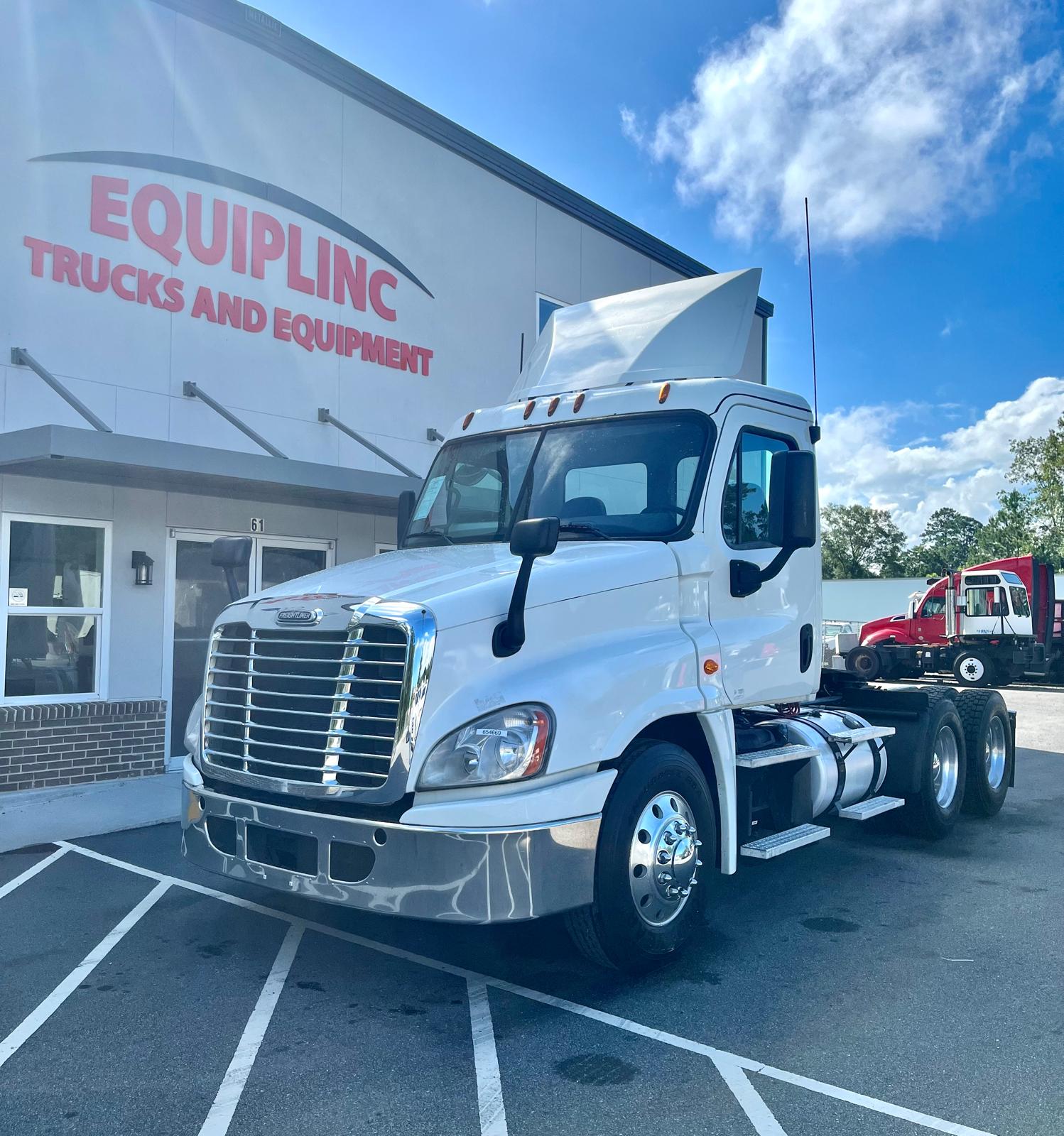 2016 Freightliner CASCADIA 125 DAY CAB