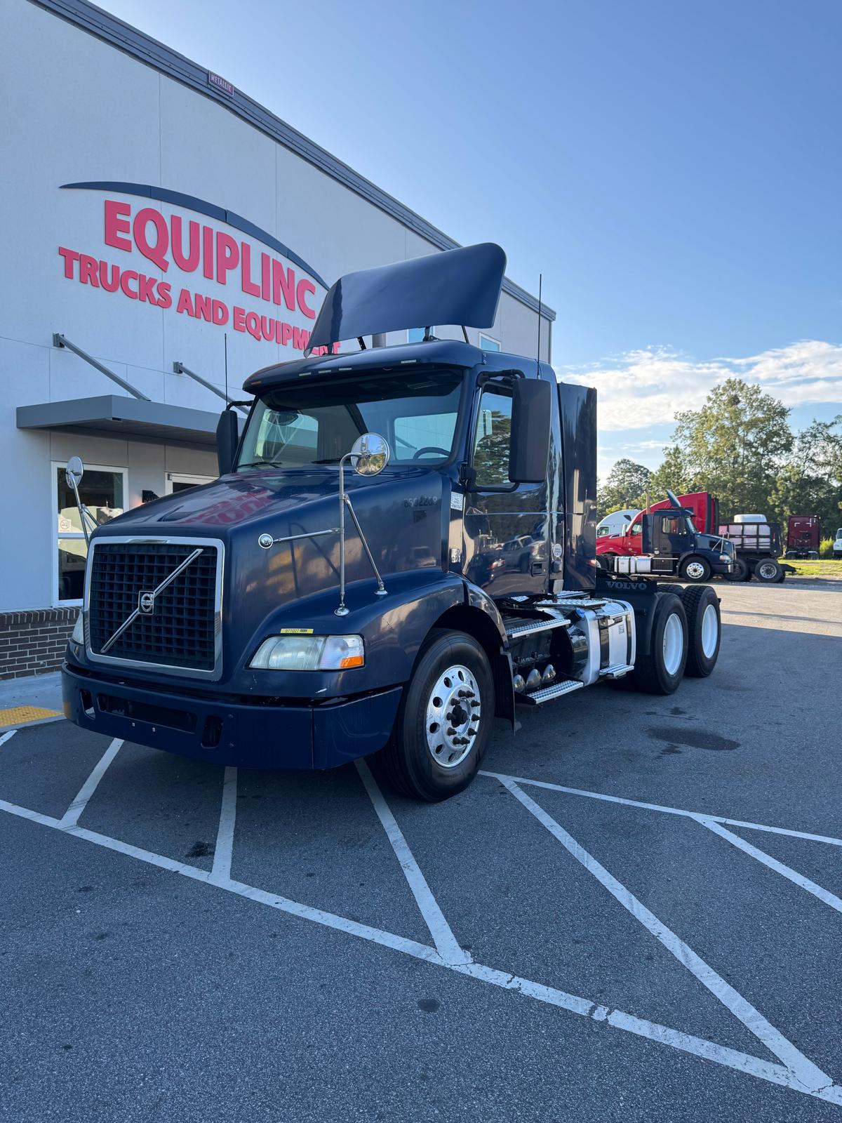 2013 Volvo VNM
