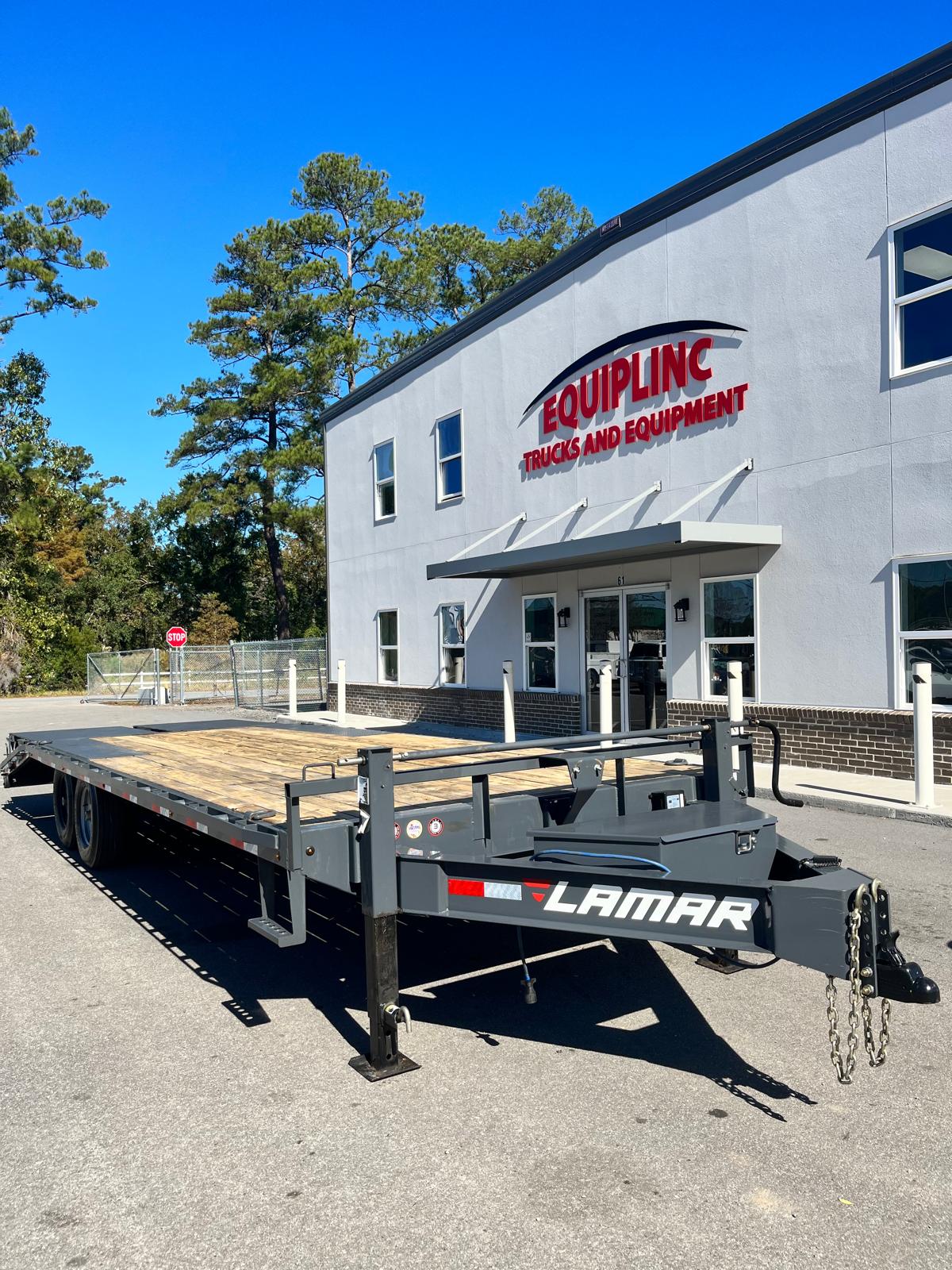 2025 LAMAR 24' FLATBED 