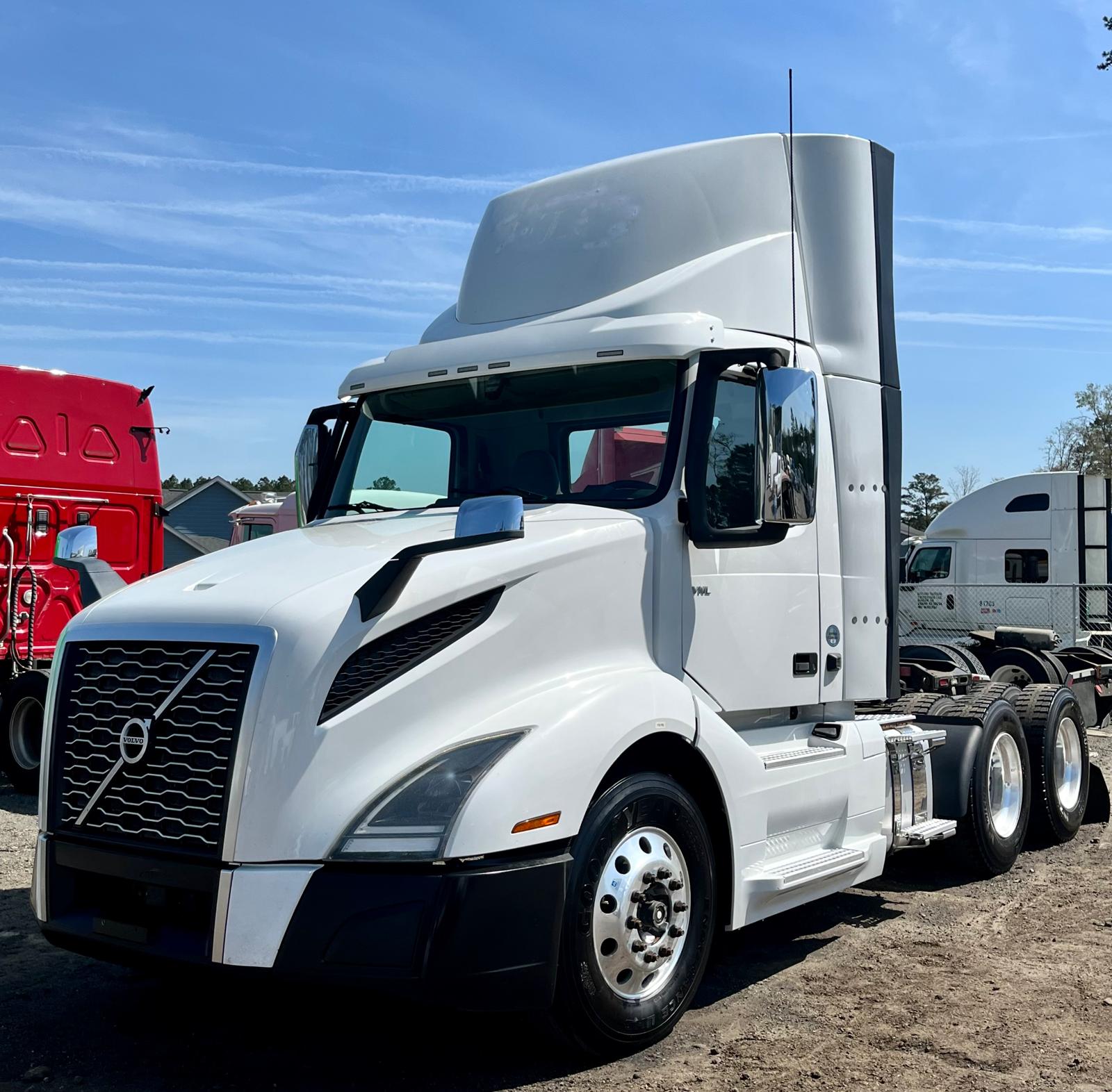 2019 Volvo VNL300
