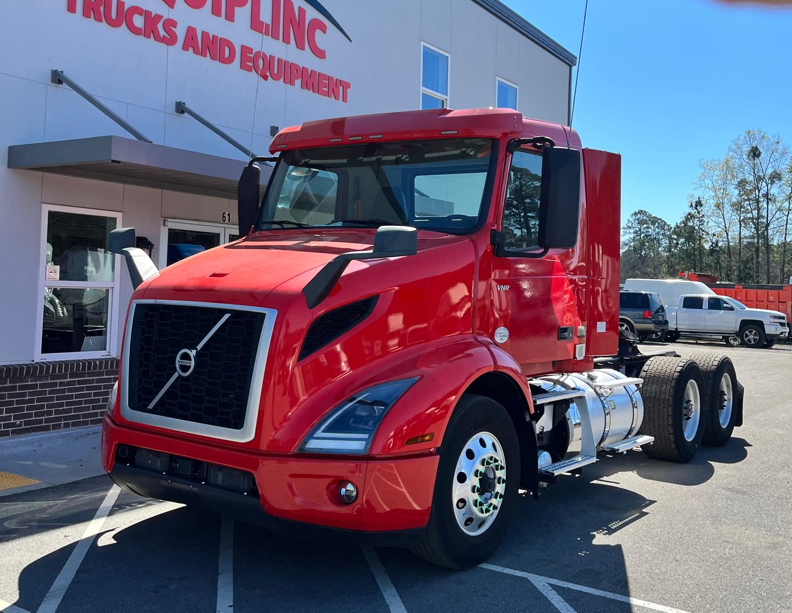 2021 Volvo VNR