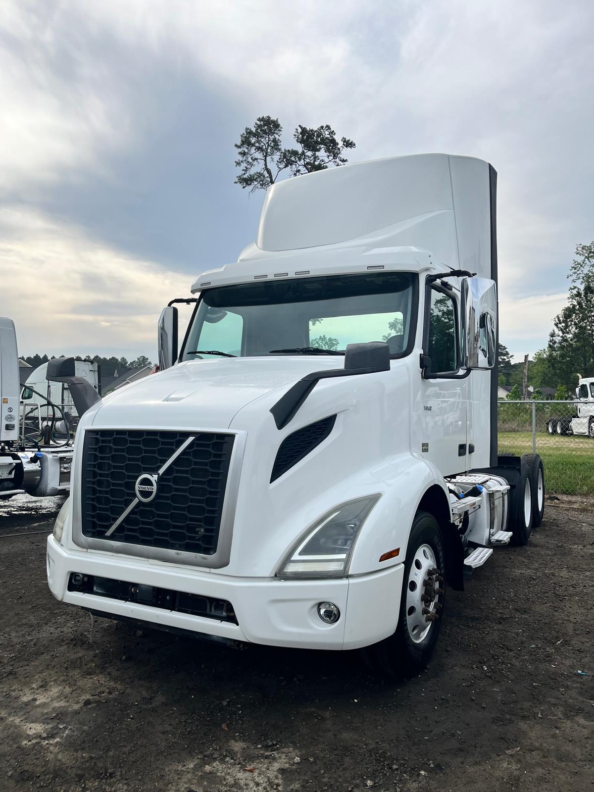 2019 Volvo VNR