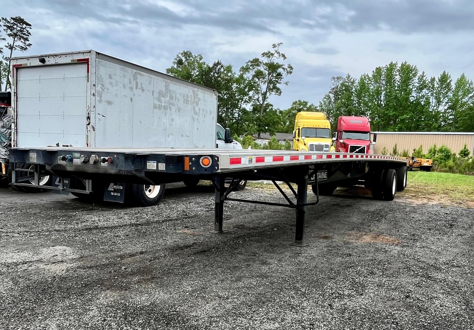 2022 Fontaine 48' FLAT BED