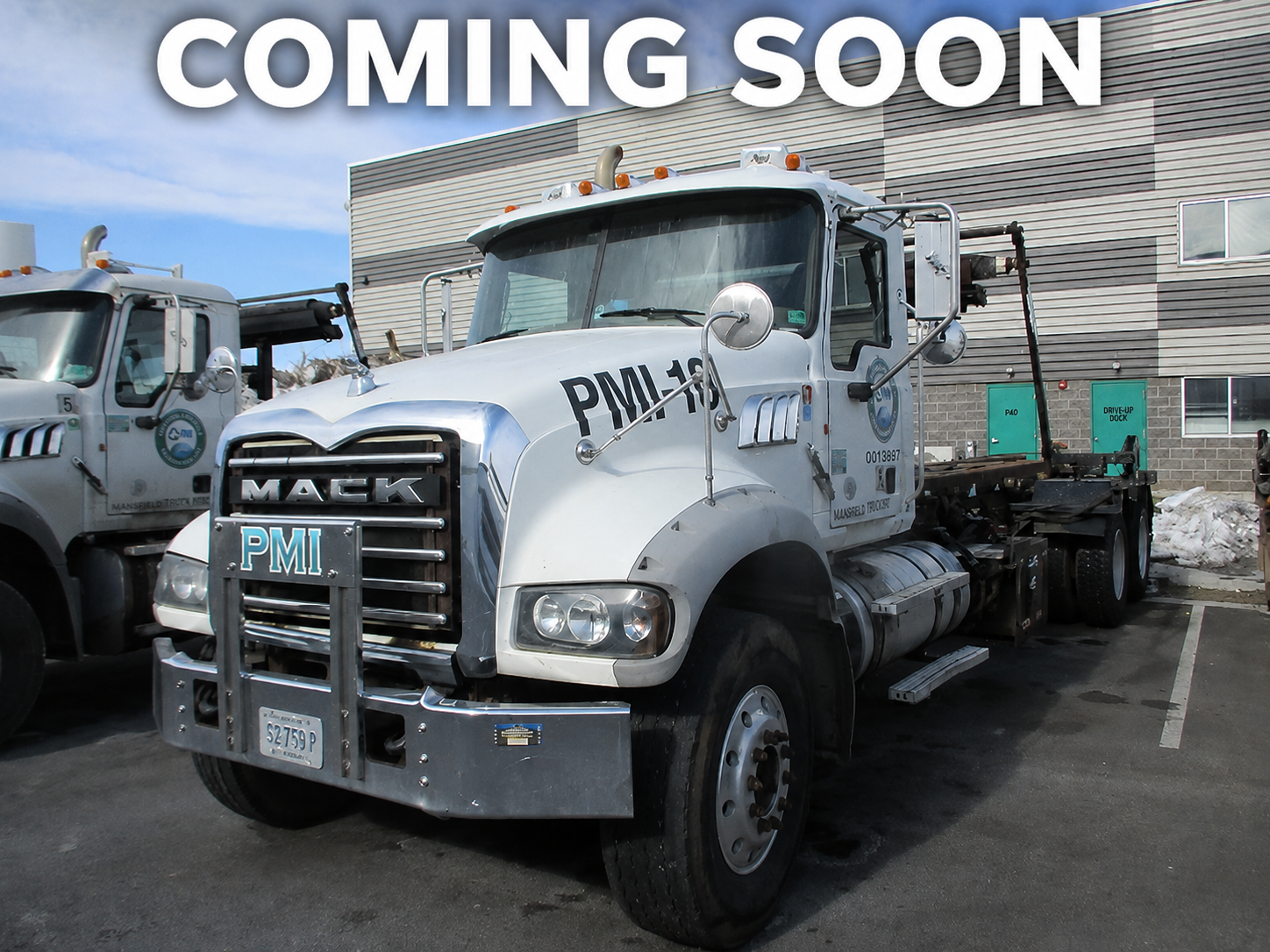 2012 Mack GU713