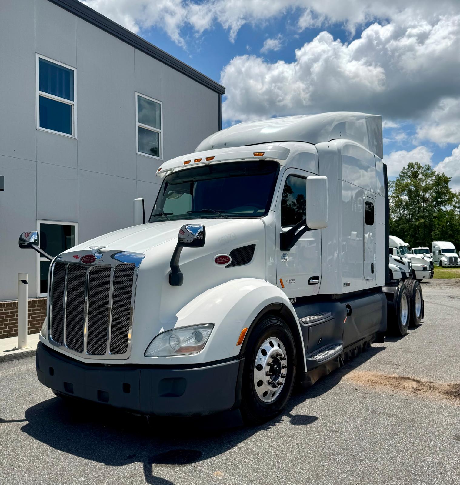2017 Peterbilt 579