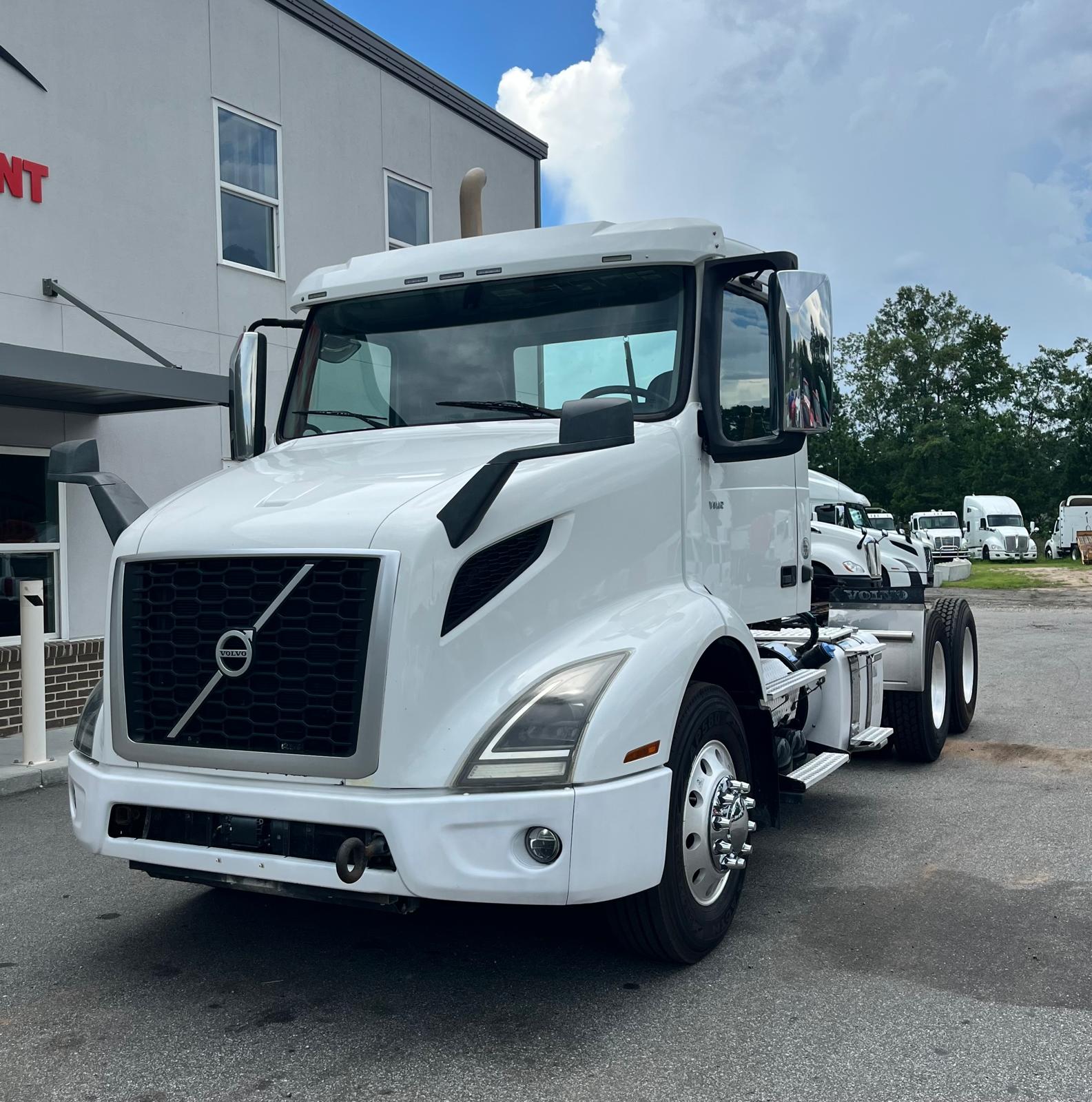 2019 Volvo VNR