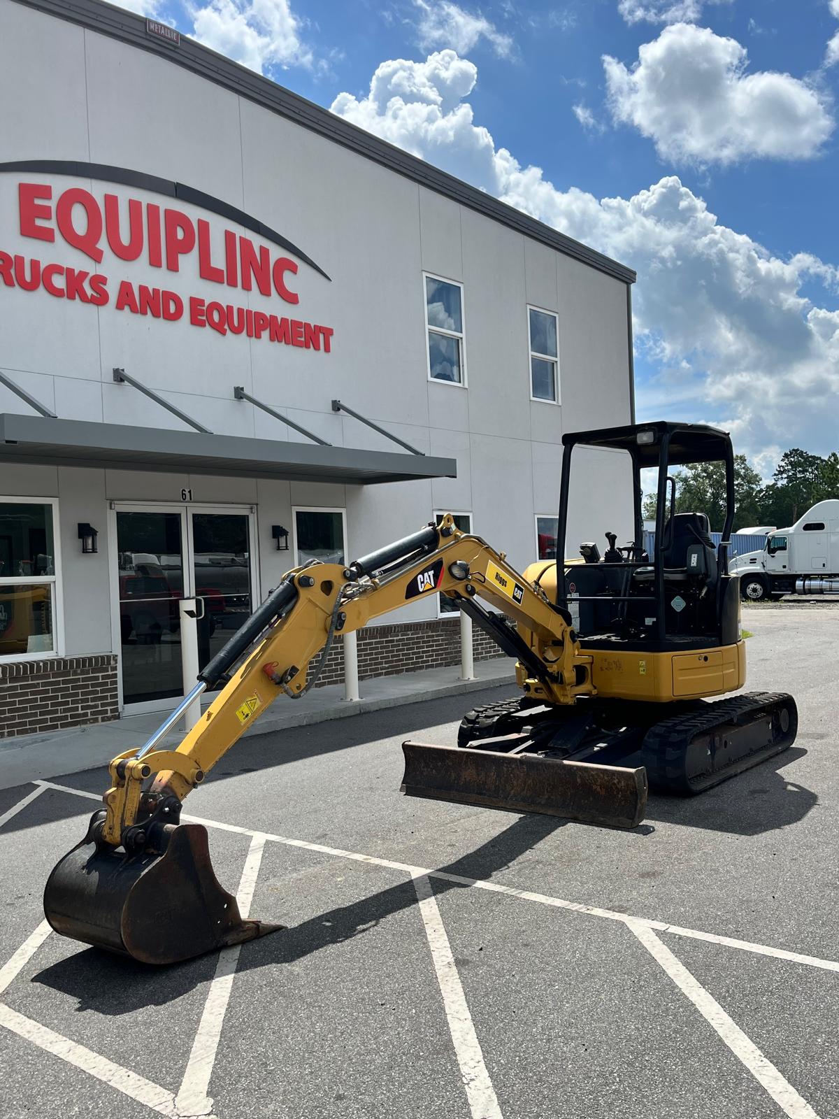 2013 Caterpillar 303.5 MINI EXCAVATOR