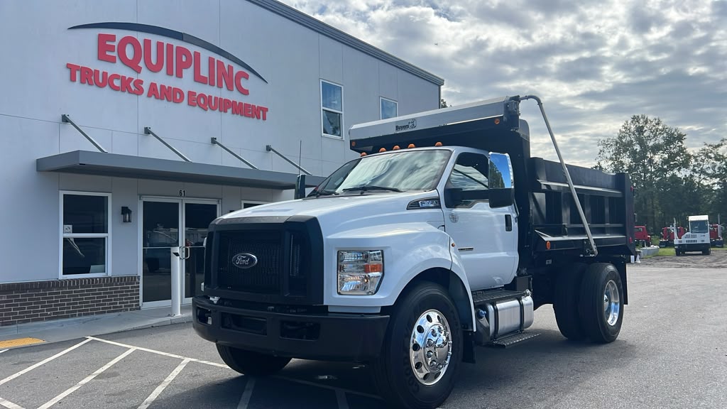 2023 Ford F650