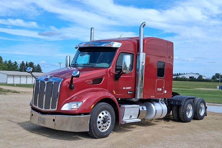 2020 Peterbilt 579