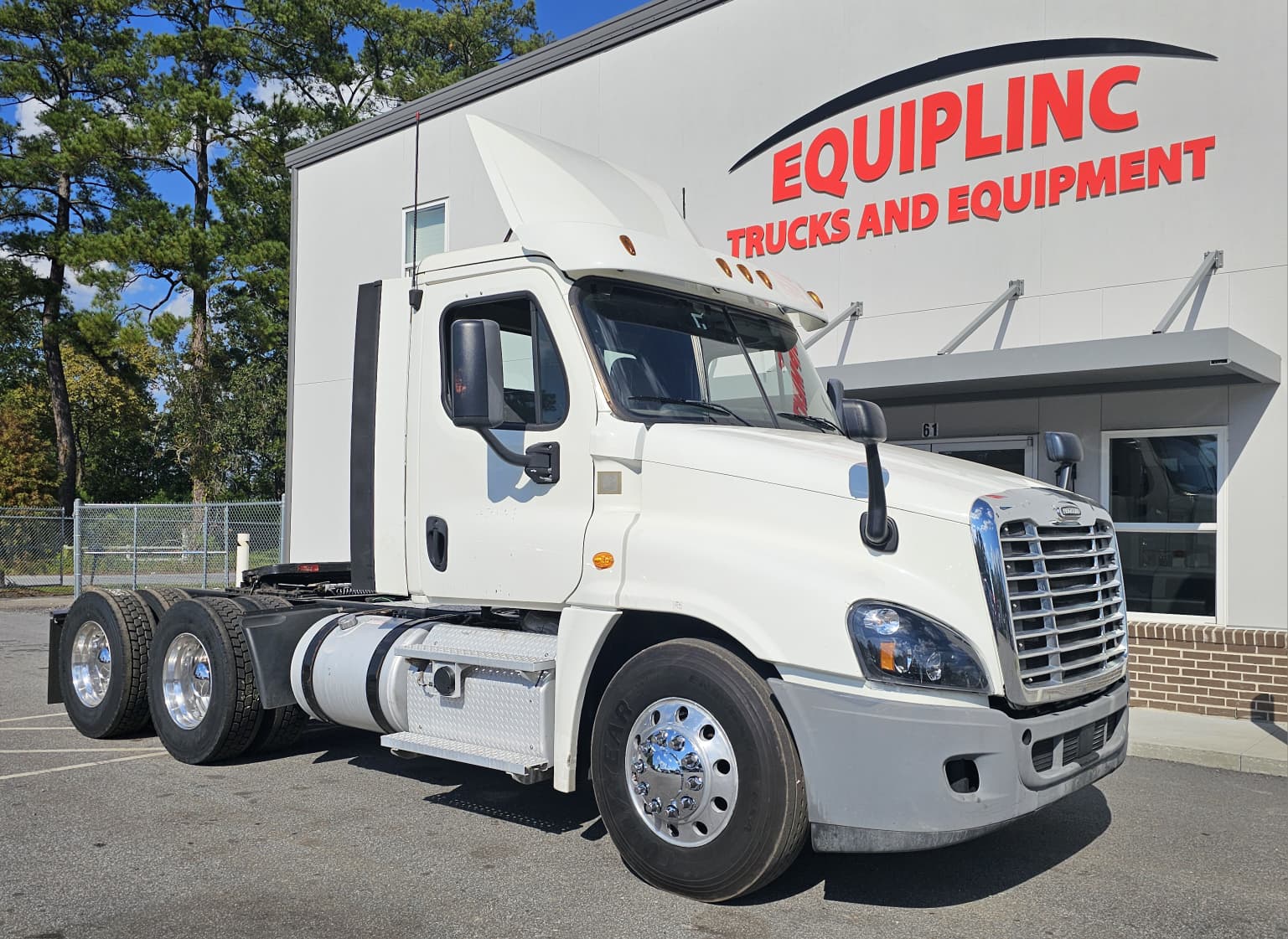 2018 Freightliner CASCADIA 116