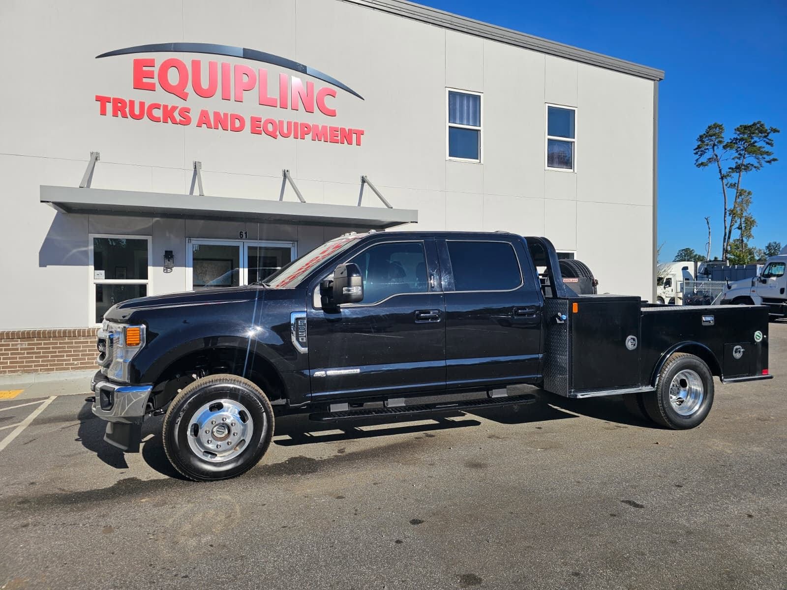 2022 Ford F-350 LARIAT CREW CAB 4X4