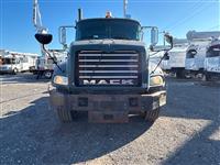 2010 Mack GU (Granite)