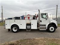 2010 Freightliner M2