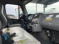 2014 Freightliner M2