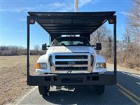 2013 Ford F750