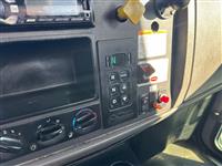 2015 Peterbilt 337