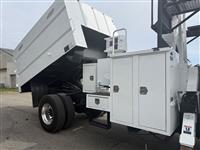 2011 Freightliner M2