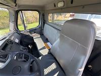 2015 Freightliner M2 106