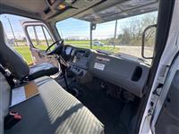 2015 Freightliner M2 106