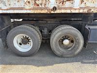 2002 STERLING TRUCK M8500 Acterra