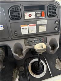 2012 Freightliner M2 106