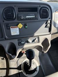 2015 Freightliner M2 106