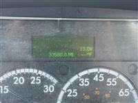 2015 Freightliner M2 106