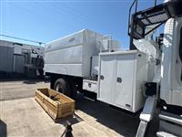 2010 Freightliner M2