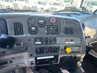 2004 STERLING TRUCK L9500 series