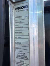 2013 Peterbilt 348