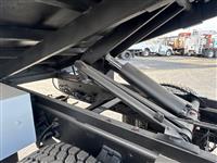2011 Freightliner M2