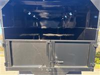 2010 Freightliner M2