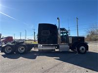 2012 Peterbilt 389