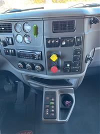2017 Peterbilt 579