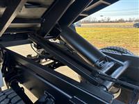 2011 Freightliner M2