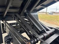 2016 Freightliner M2