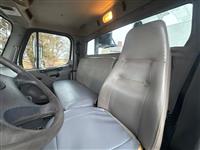 2013 Freightliner M2