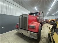 2000 Kenworth W900