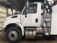 2017 International MA025