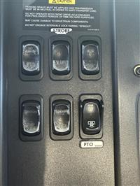 2014 Freightliner M2