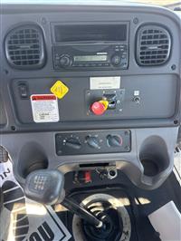 2012 Freightliner M2