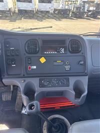 2018 Freightliner M2