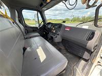 2015 Freightliner M2 106