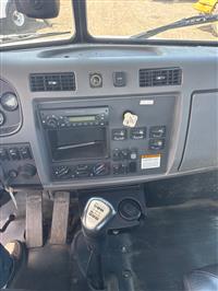 2013 Peterbilt 348
