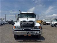 2003 Mack CV (Granite)